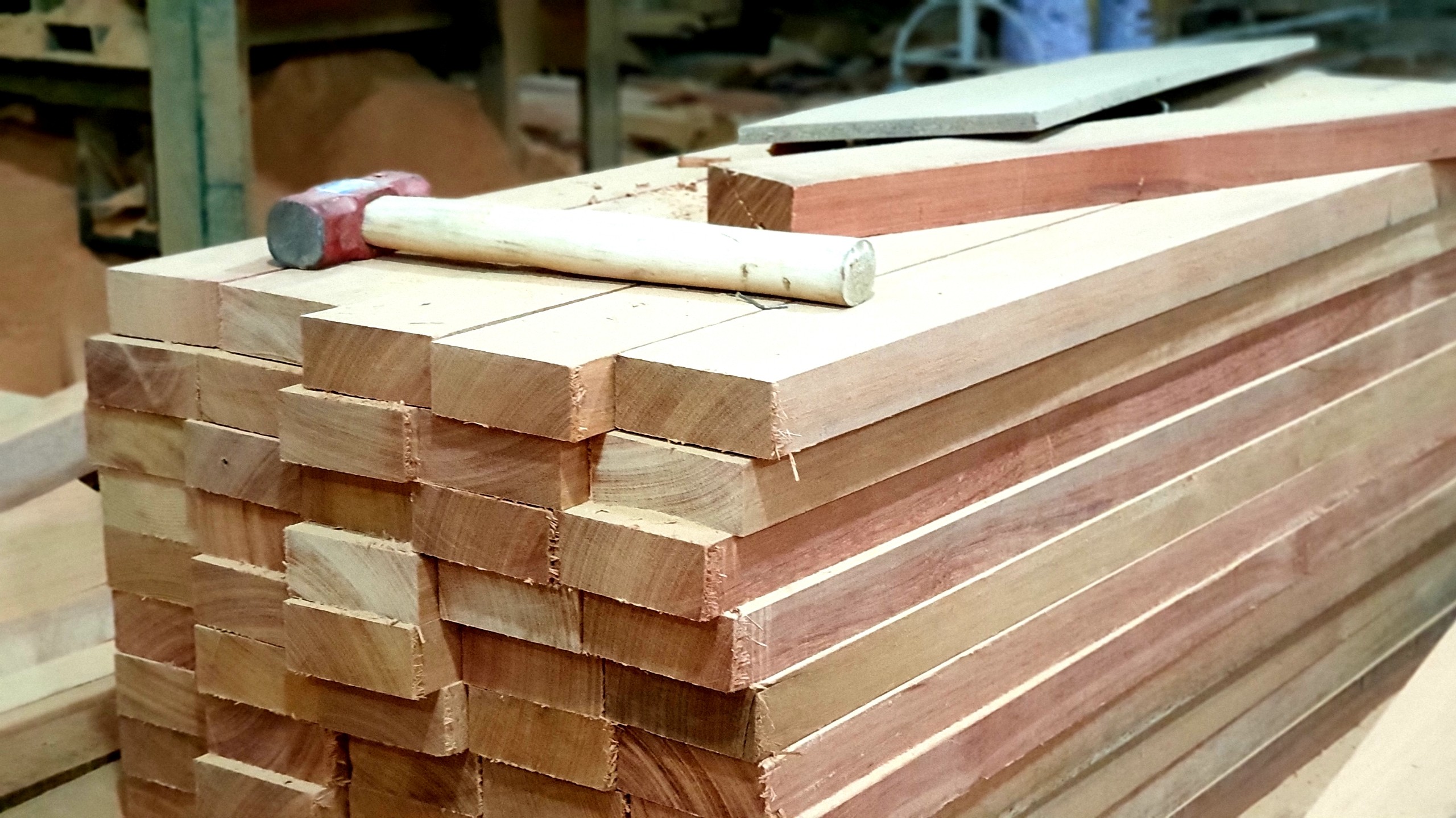 Xưởng Sản Xuất